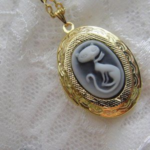 Petite Locket Cameo kitty cat black Necklace Retro